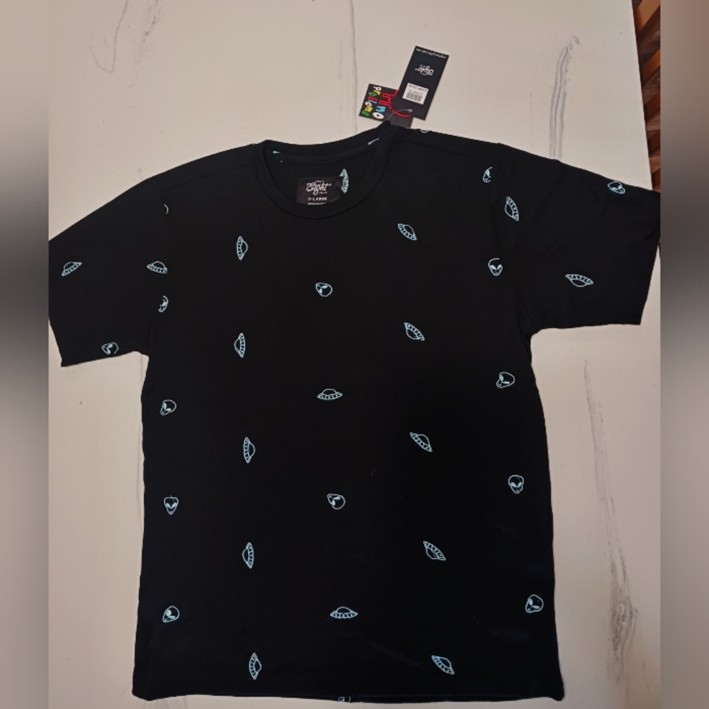 EIGHTY EIGHT T-shirt